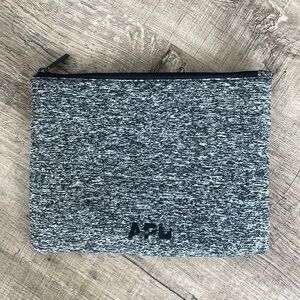 APL toiletries bag